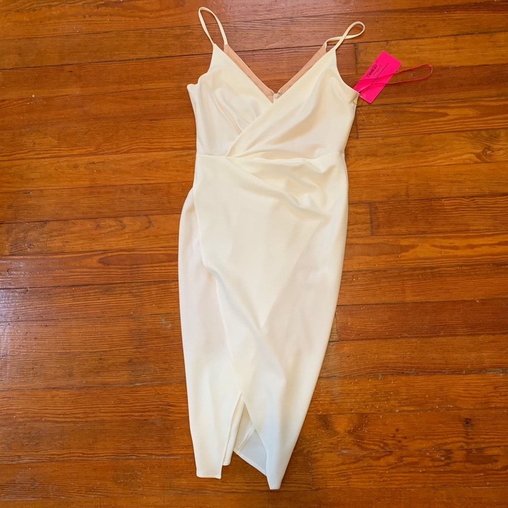 NWT White tulip dress.